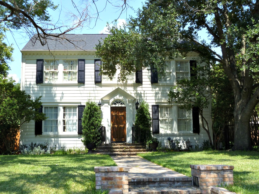 neighborhoods near UT austin pemberton heights