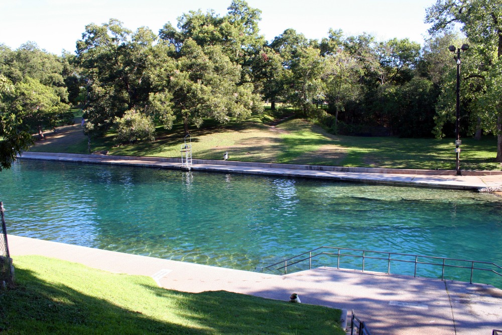 things to do on your first visit to austin barton springs pool