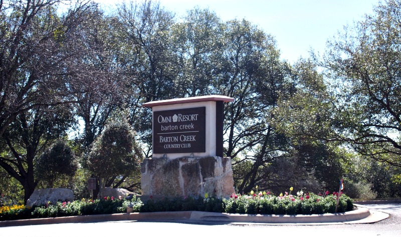 austin neighborhoods with best golf course views barton creek