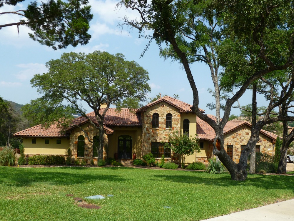 austin neighborhoods lowest property tax rate best schools Greenshores on Lake Austin