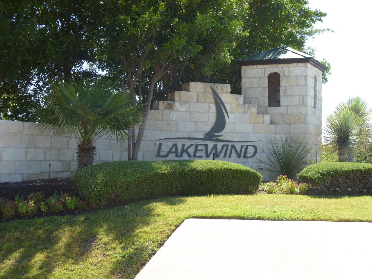 lakewind estates northwest Austin neighborhood guide