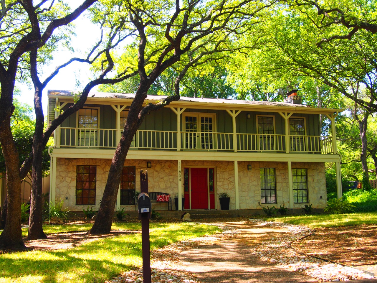 top 20 Austin neighborhoods with great schools 800k-1mm Balcones village