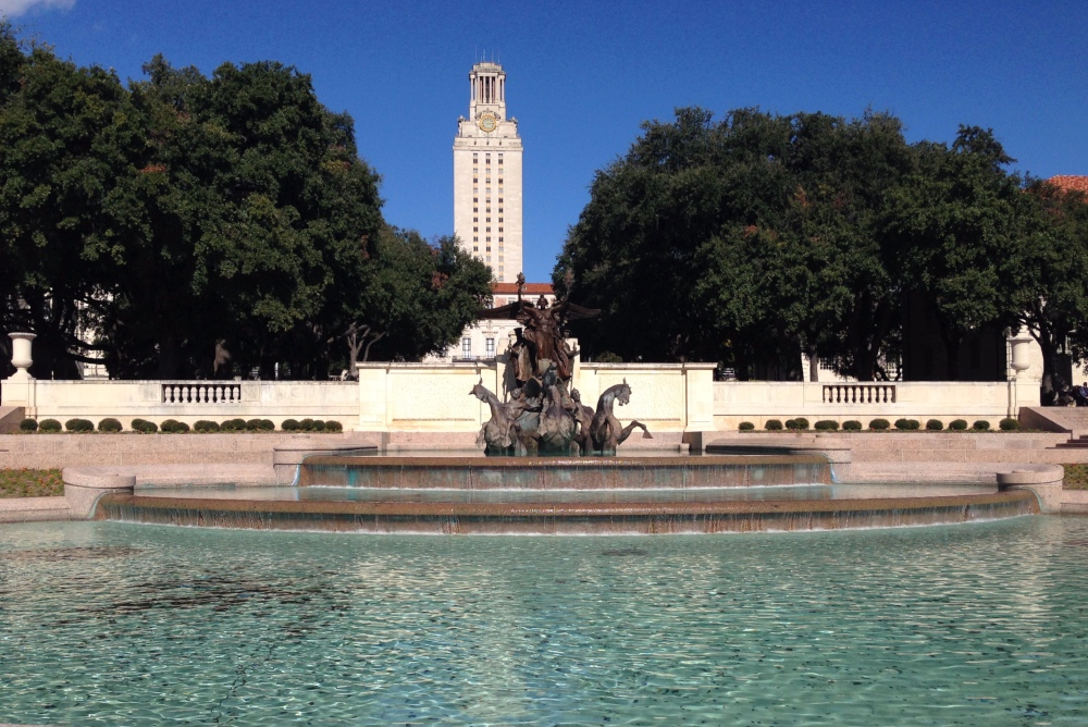 homes near the university of texas Austin