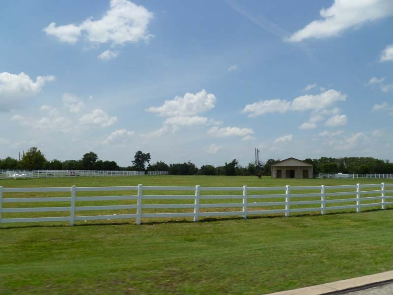 gated communities in georgetown san Gabriel river estates