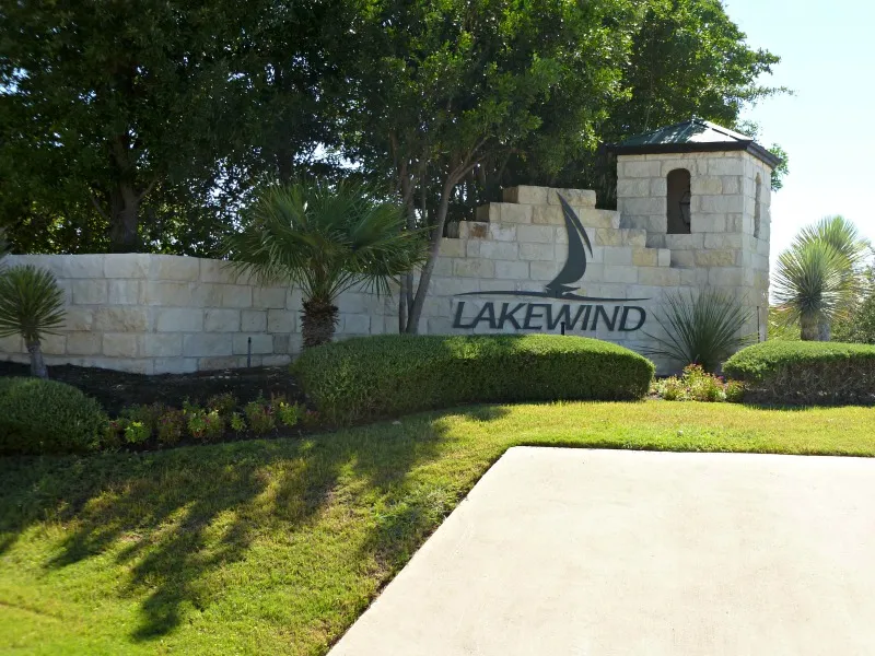 Austin neighborhoods great schools $1MM - $1.5MM lakewind estates
