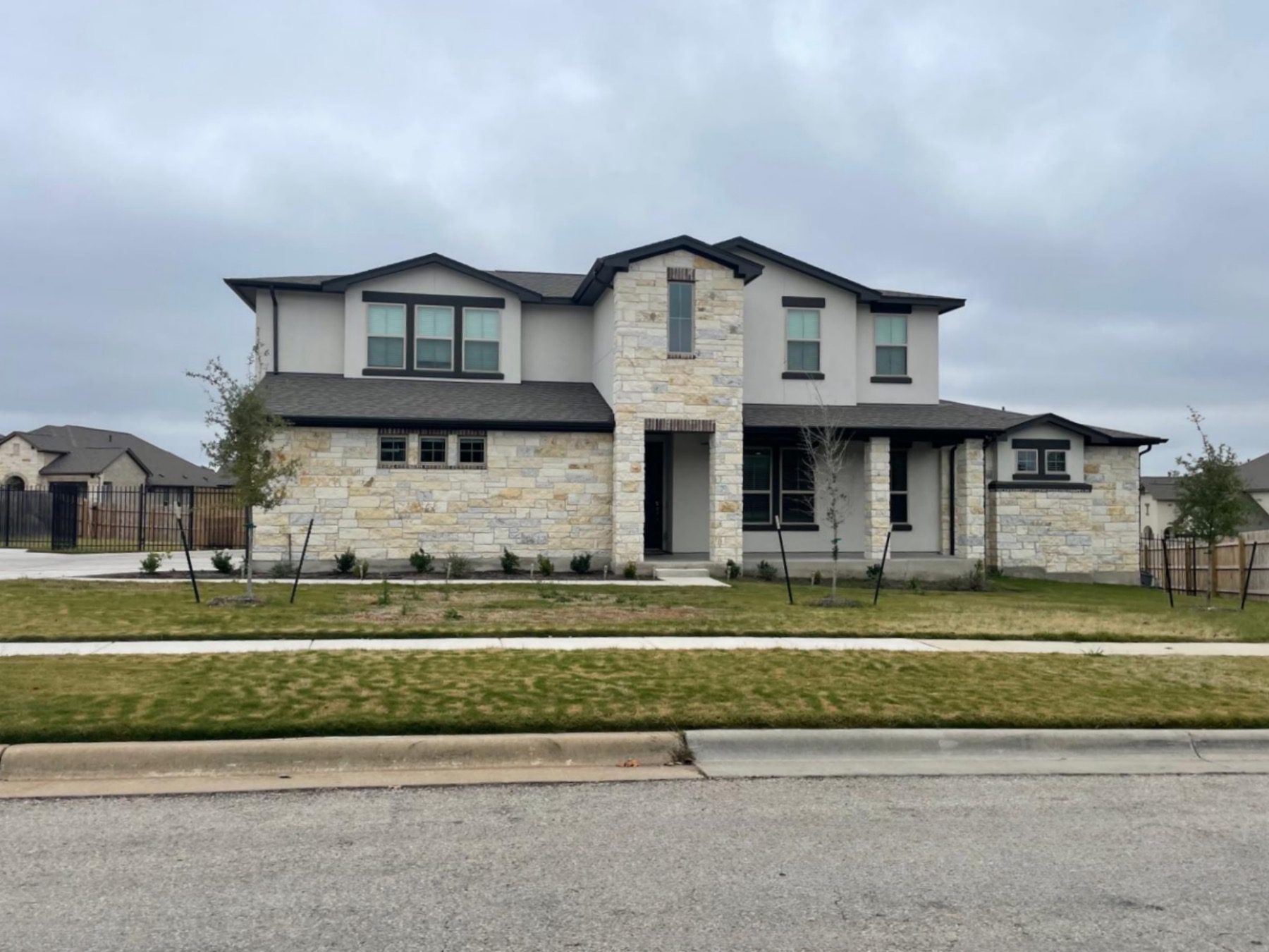 breakaway park newer luxury home in cedar park