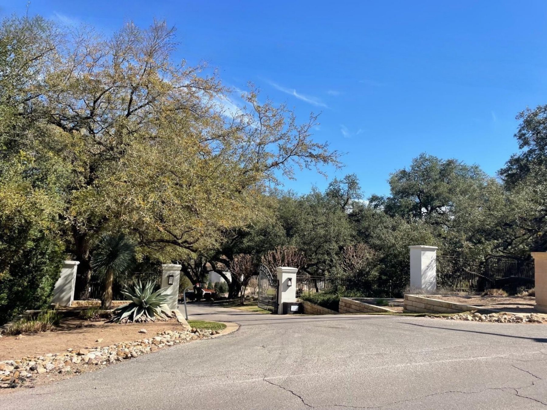 luxury home in lakeshore addition Austin tx 78746