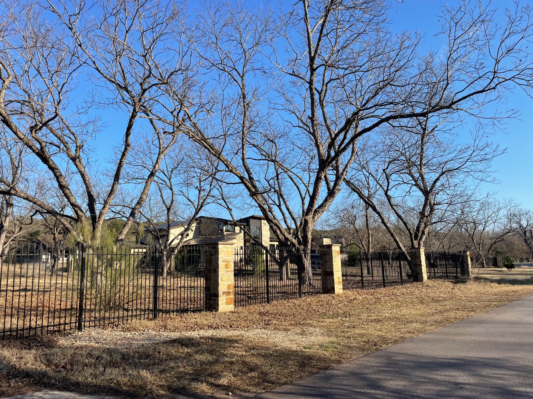 mañana west gated home in Austin tx 78730