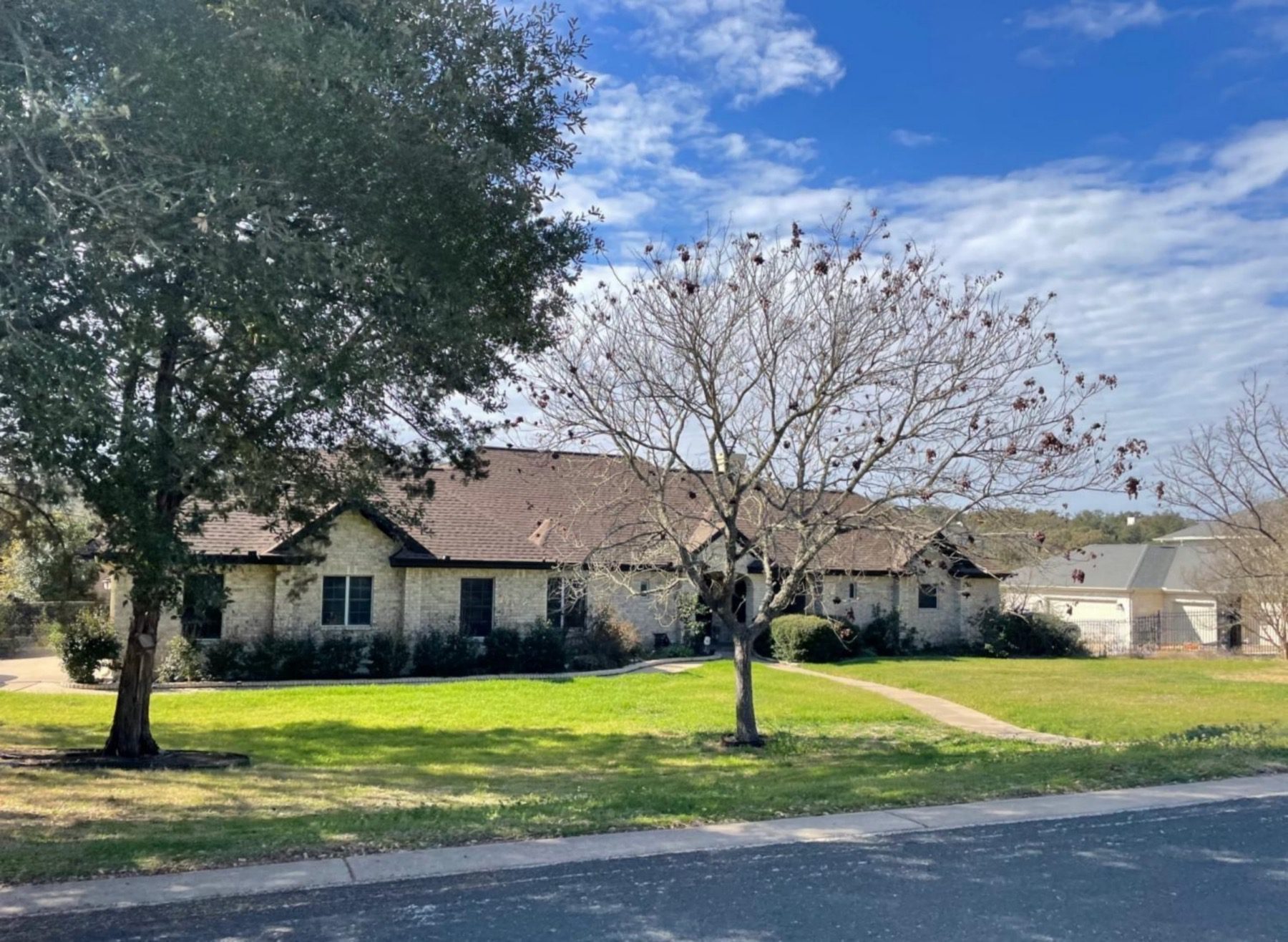 laurel canyon home on large lot Austin 78726