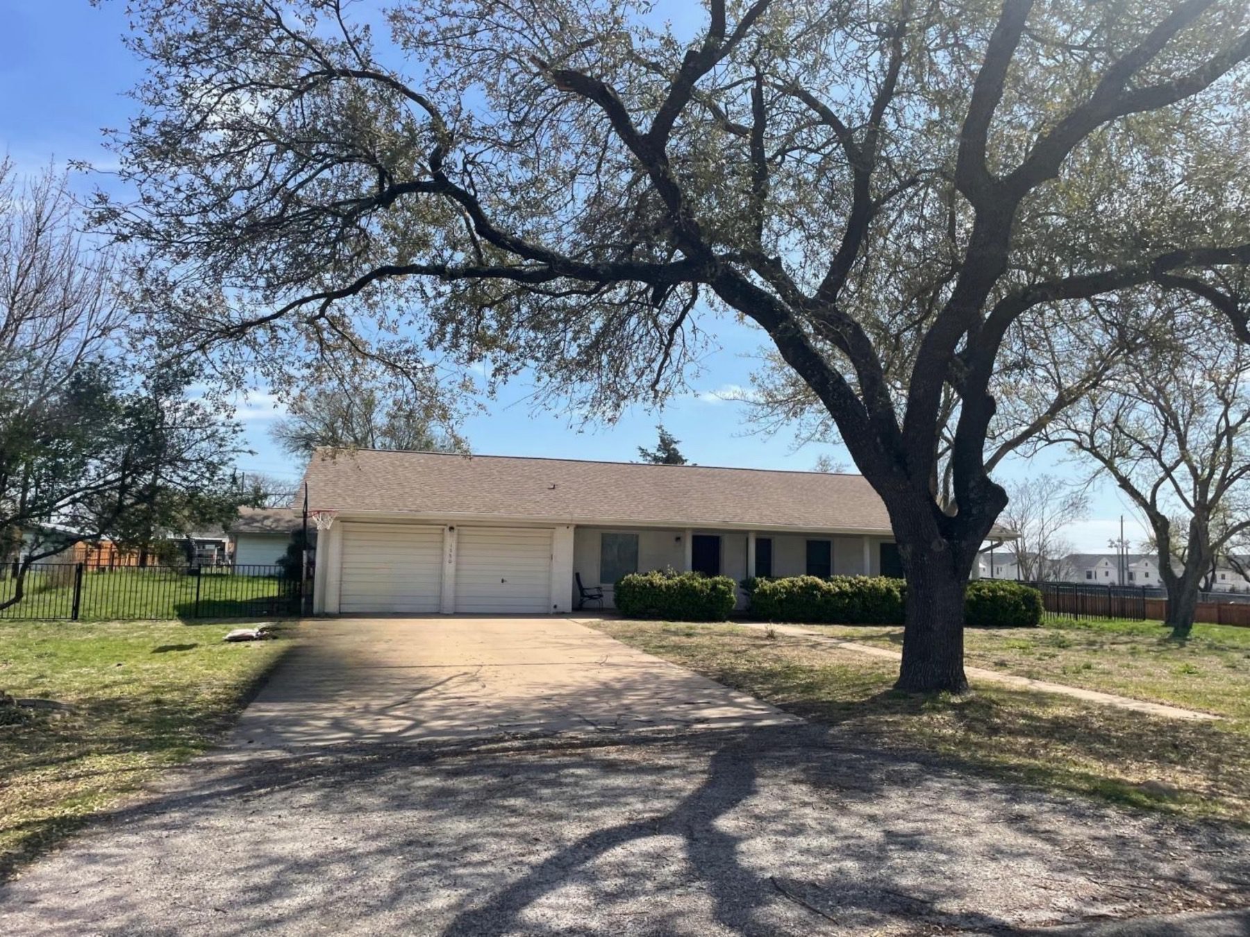 Spring Hill village one story home in pflugerville 78660