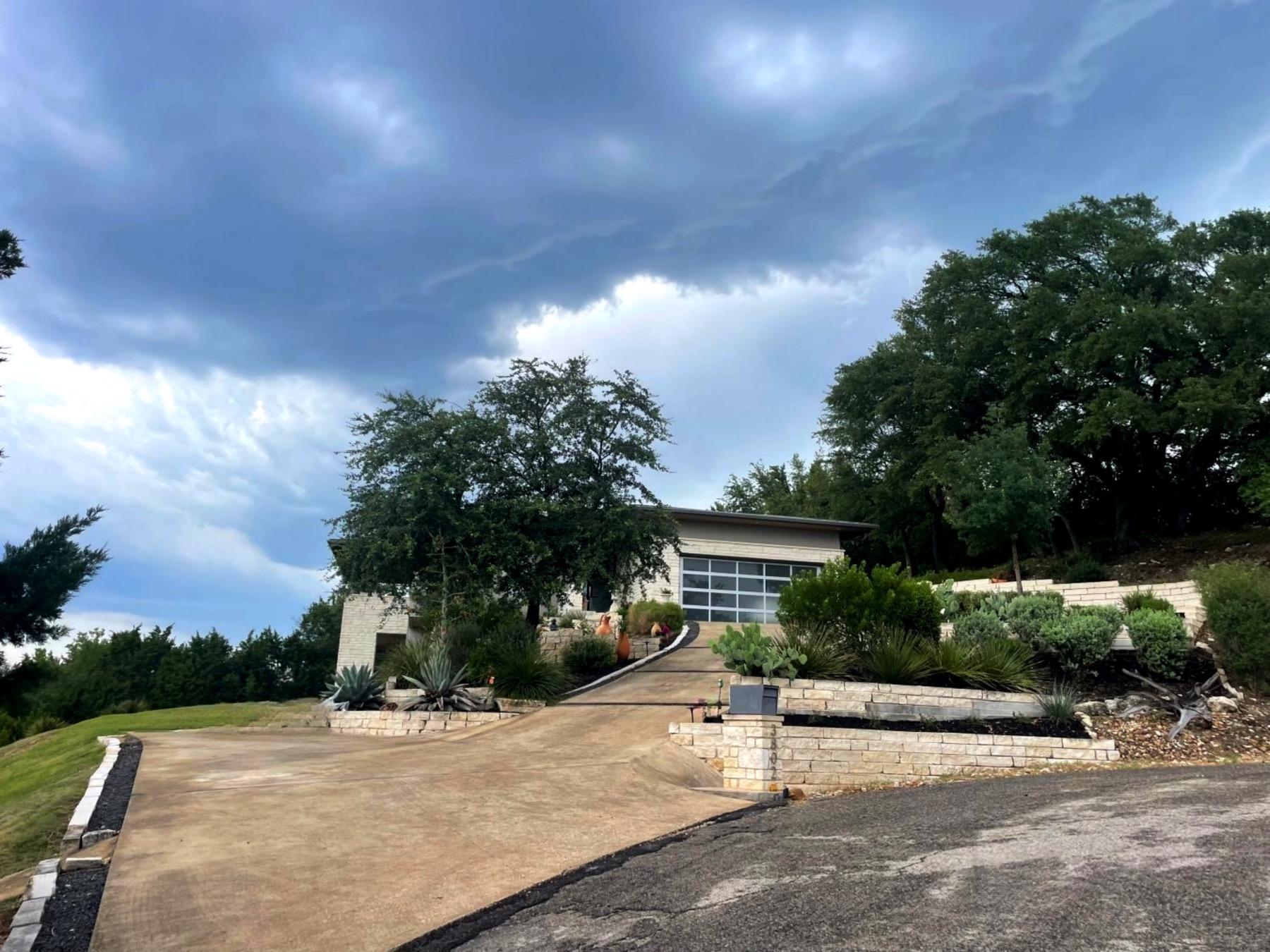 vista grande Austin modern luxury home