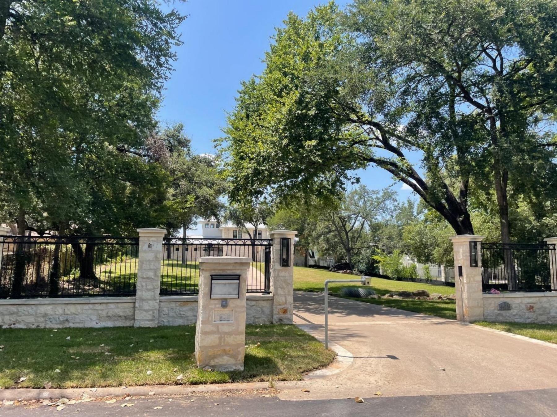 most expensive neighborhoods in Austin aqua verde