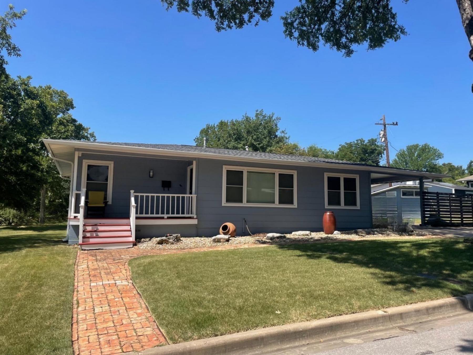 shoal village home with carport Austin