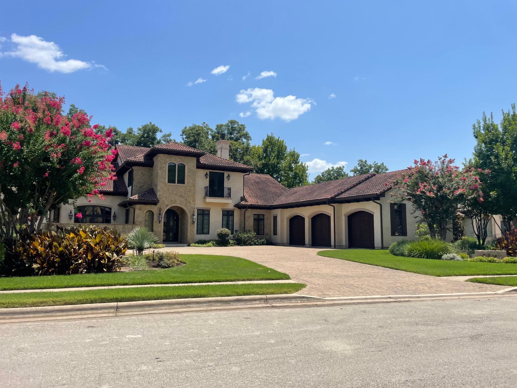 watersedge at river place lake Austin waterfront home