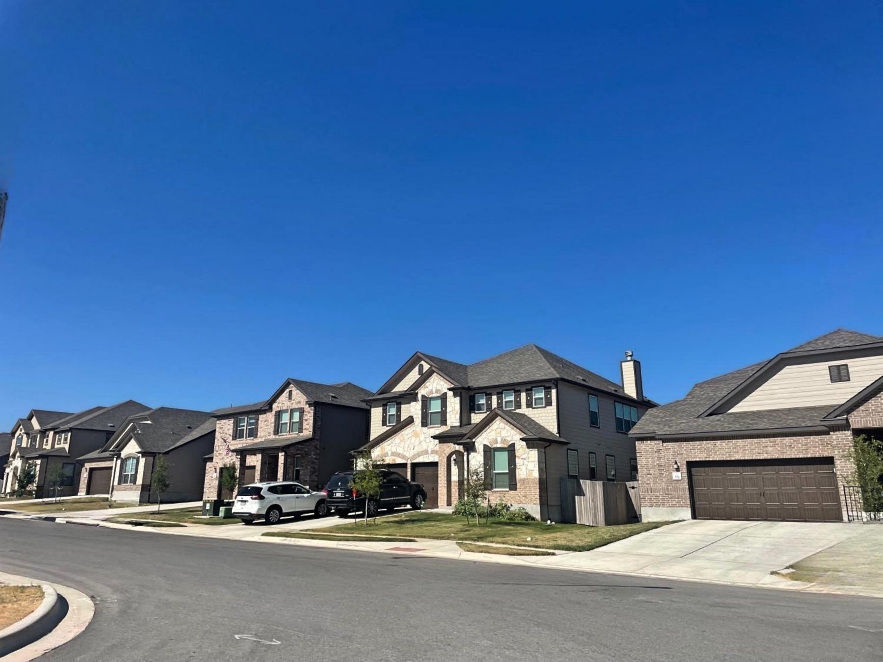 homes in stagecoach crossing Kyle tx