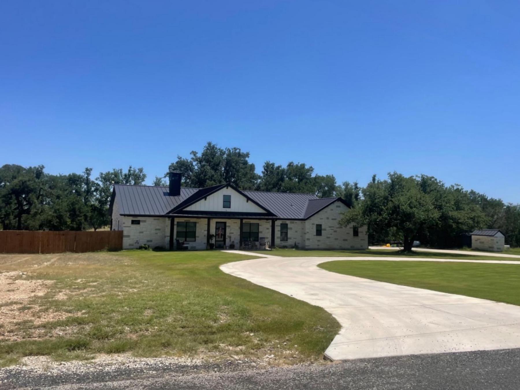 silver creek ranch leader home metal roof one story