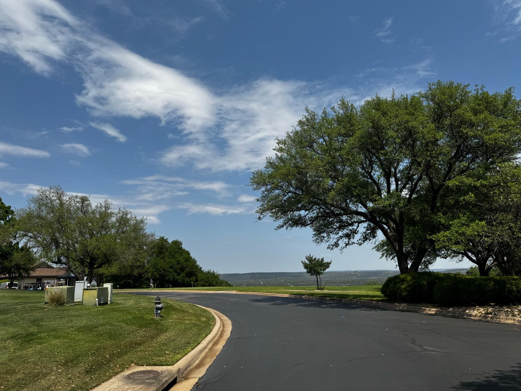 entrance to barton creek lakeside country club