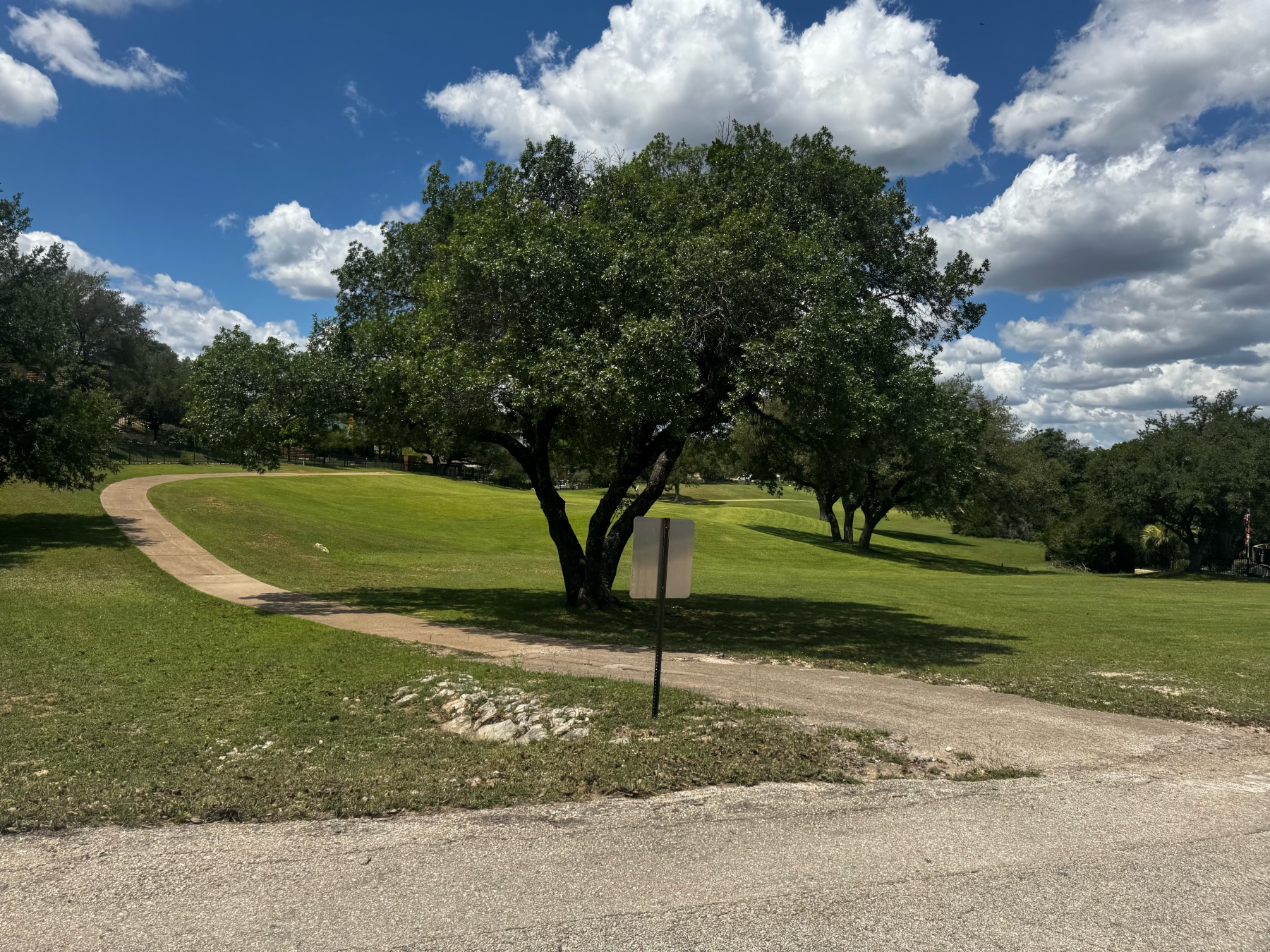 lago vista golf course from highland lake estates