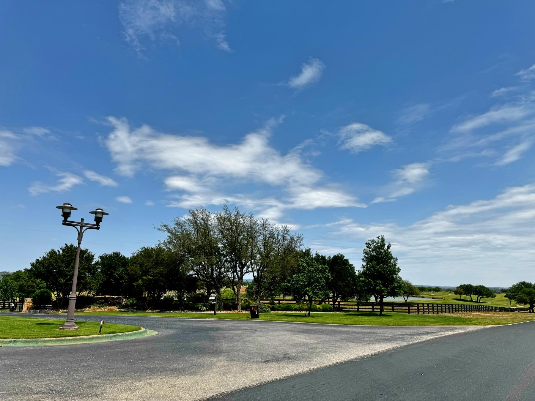 lakecliff neighborhood entrance spicewood tx