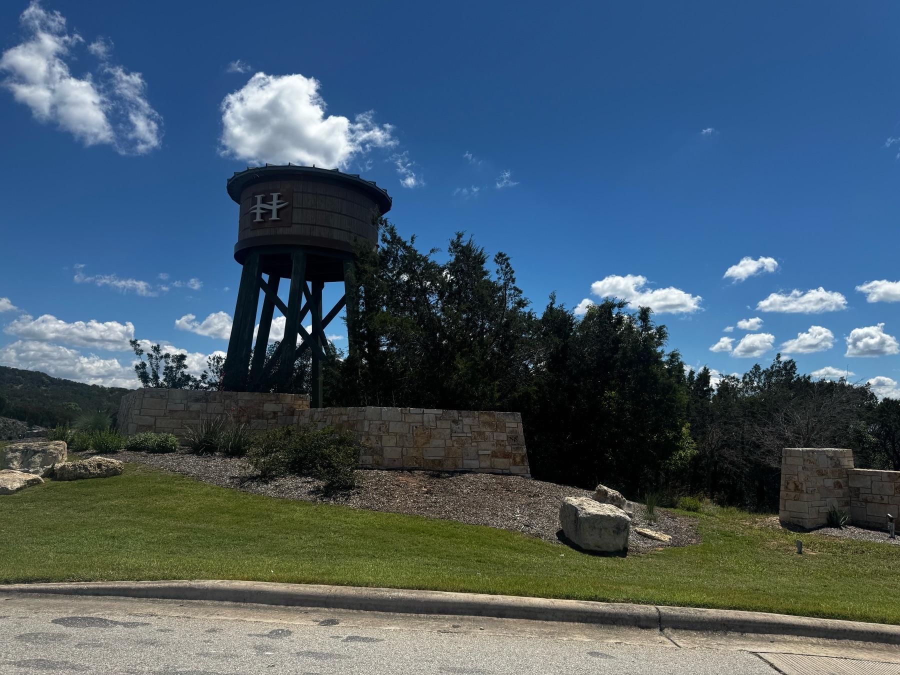 the hollows jonestown texas