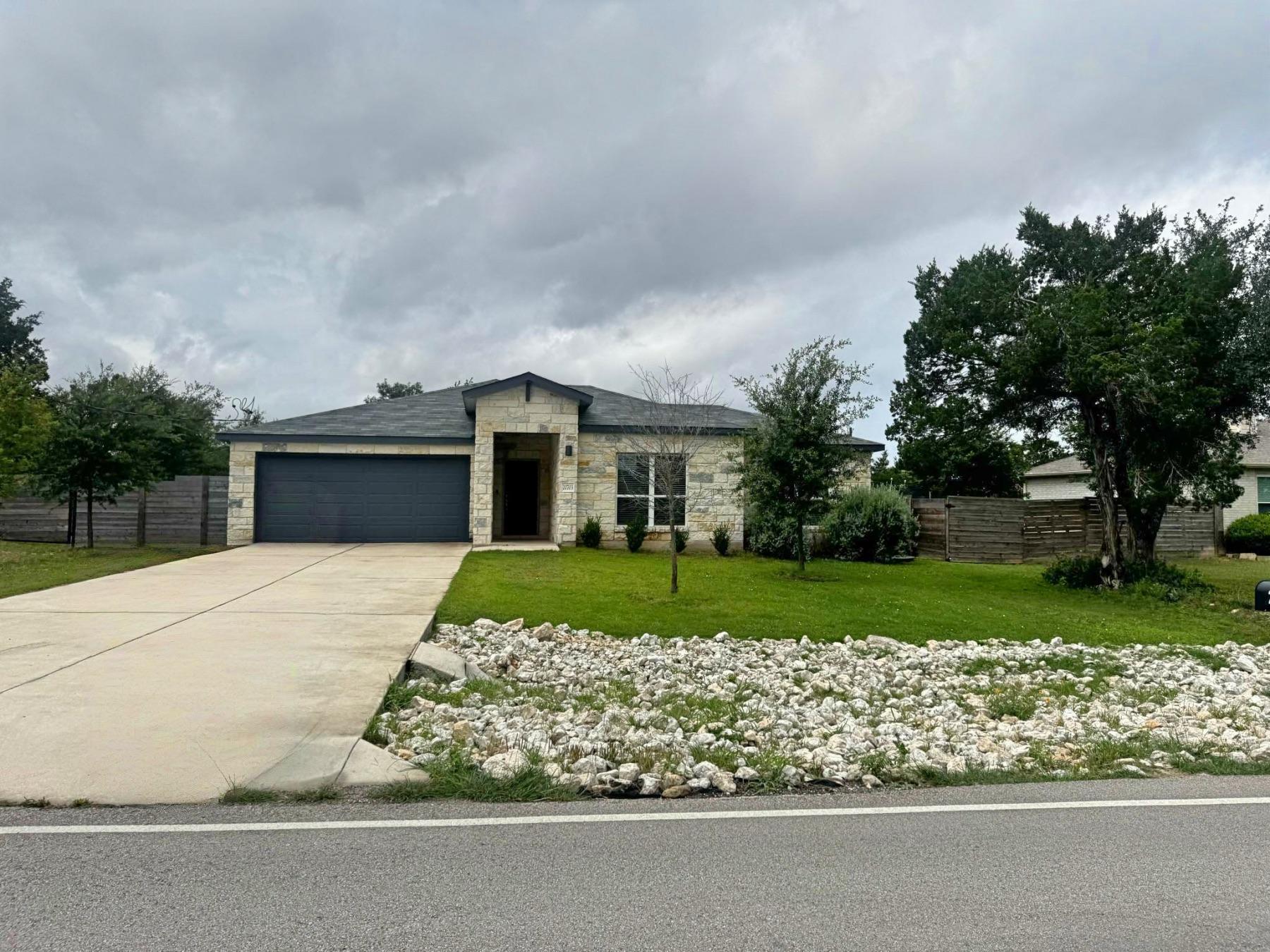 lago vista estates stone home